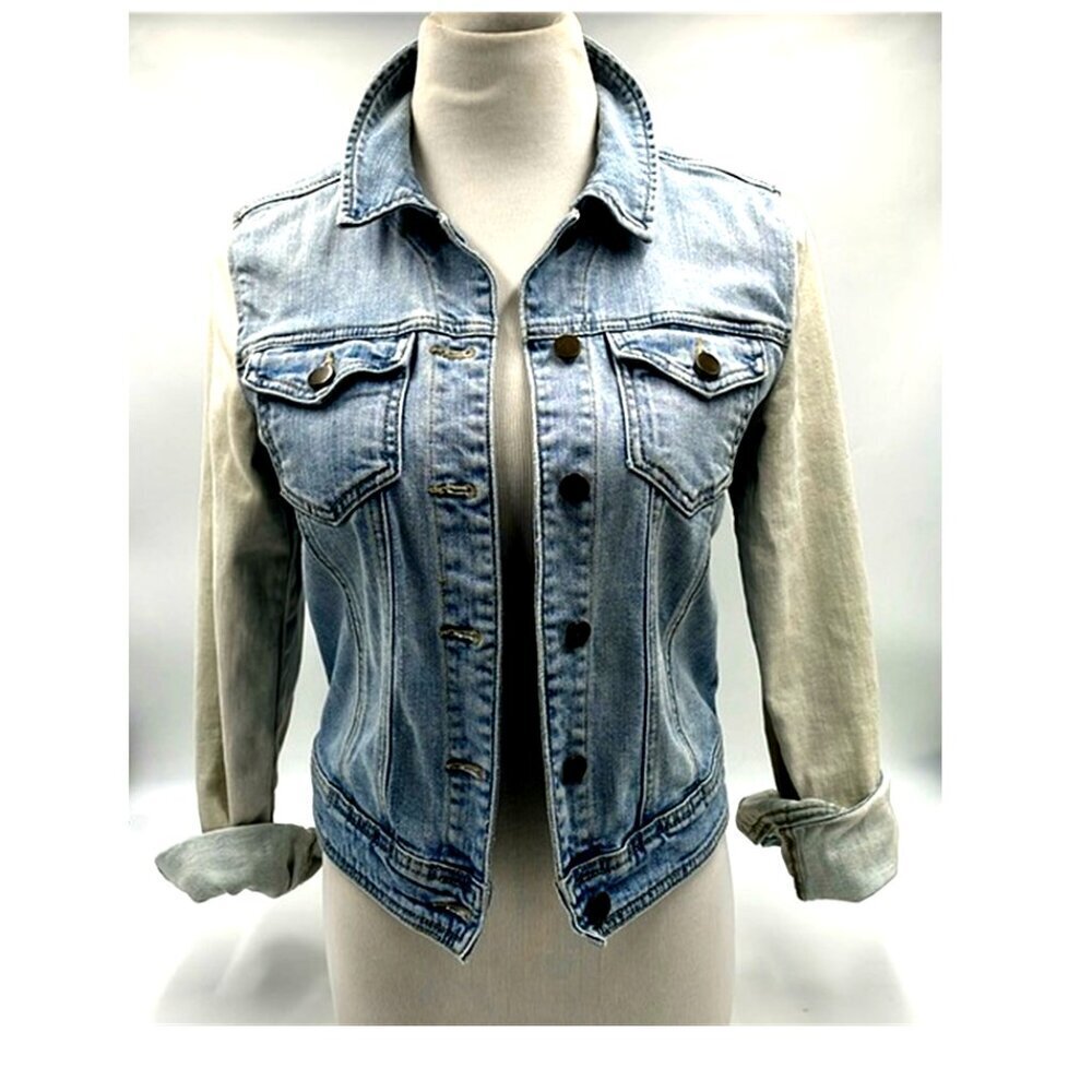 Light Wash Denim Jacket, Light Color Denim Sleeves, 2 tone SZ S, EUC